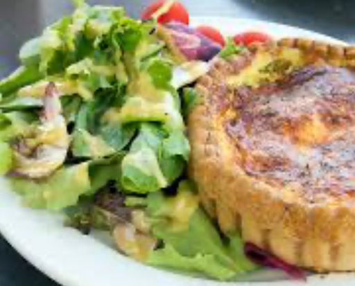 QUICHE Pollo y Ensalada